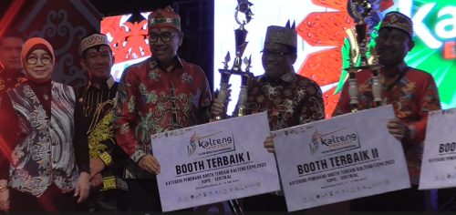 Disperkimtan Kalteng Juara 1 Katagori Booth Terbaik SOPD dan Instansi Vertikal se Kalteng Tahun 2023