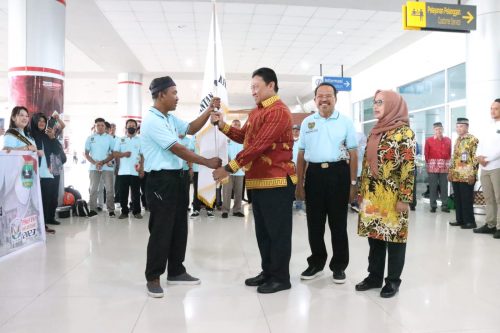 Wagub Edy Pratowo Lepas 473 Orang Kontingen Pekan Nasional Petani Nelayan XVI Tahun 2023