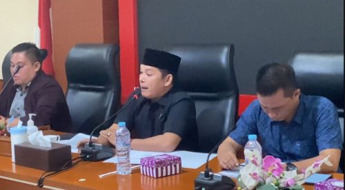 Dalam Rangka Menertibkan Pedagang Kaki Lima, DPRD Mura dan Pemkab Mura Laksanakan RDPU