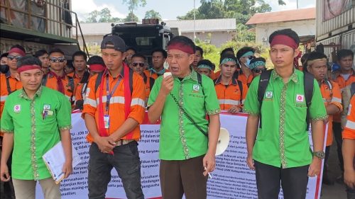 Ratusan Karyawan PT HPU Job Site PT SAB Murung Raya Gelar Aksi Demo Tuntut Ketidakadilan Manajemen Perusahaan