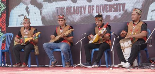 Dalam Upaya Melestarikan kesenian Tradisional, Disdikbud Murung Raya Gelar Lomba Karungut dan Tari Daerah