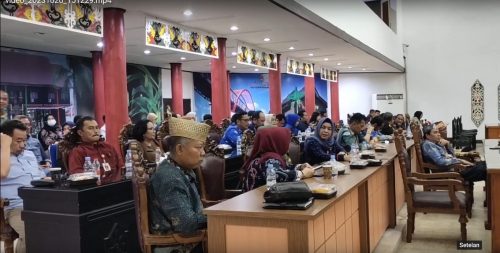 DPRD dan Pemko Palangka Raya Sahkan APBD Tahun Anggaran 2024