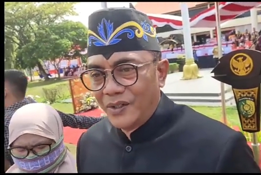 Ketua Komisi C DPRD Kota Hasan Busyairi Berharap Pemkot Selalu Berikan Pelayanan Terbaik Kepada Masyarakat