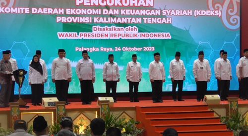 Wapres KH.Ma’ruf Amin Saksikan Pengukuhan Pengurus KDEKS Provinsi Kalimantan Tengah