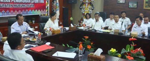 Kepala Disdalduk KBP3A Murung Raya Lynda Kristiane : Persoalan Stunting Harus Ditanggulangi Secara Terpadu Semua Pihak