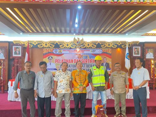 Kadis PUPR Murung Raya Paulus Karya Manginte : Pelatihan dan Sertifikasi Operator Alat Berat Untuk Menghasilkan Operator Berkualitas dan Berkompeten