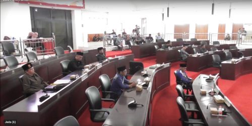 Rapur ke-7 DPRD Murung Raya Mendengarkan Pemandangan Umum Fraksi-Fraksi Terhadap 2 Raperda Tahun 2023