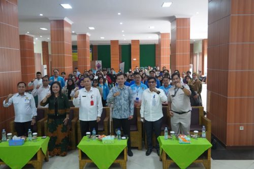 Kepala Diskominfosantik Prov. Kalteng Agus Siswadi Harapkan Mahasiswa Dapat Menggunakan Hak-nya dengan Baik dan Bijak