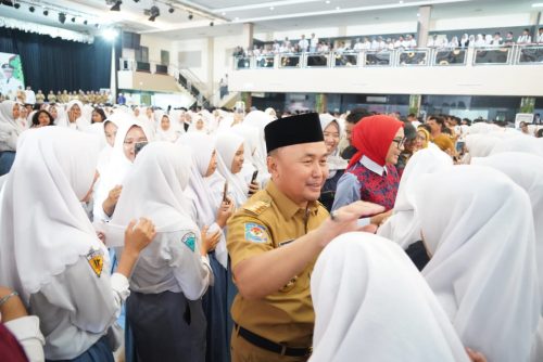 Gubernur Kalteng H. Sugianto Sabran : Generasi Penerus Kalteng Harus Bangkit Dalam Pendidikan