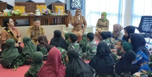 Pj Wali Kota Palangka Raya Hera Nugrahayu Ajak Semua Kalangan Untuk Gemar Membaca