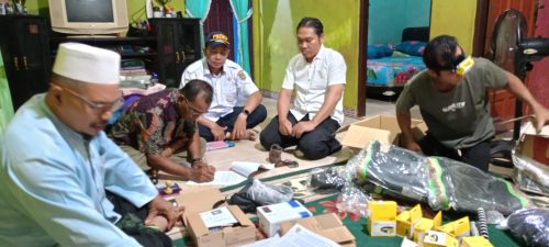 Pokmawas di Kotim Terima Bantuan Perlengkapan Pengawasan Sumber Daya Kelautan dan Perikanan dari Gubernur Kalteng