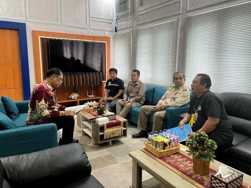 Dukung Pengembangan Ikan Koi, Dislutkan Prov. Kalteng Terima Kunjungan Komunitas Ikan Koi Kalteng