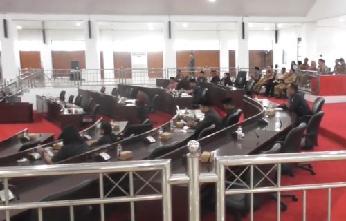 7 Fraksi DPRD Murung Raya Sampaikan Pandangan Umum Terhadap 3 Raperda Kabupaten Murung Raya