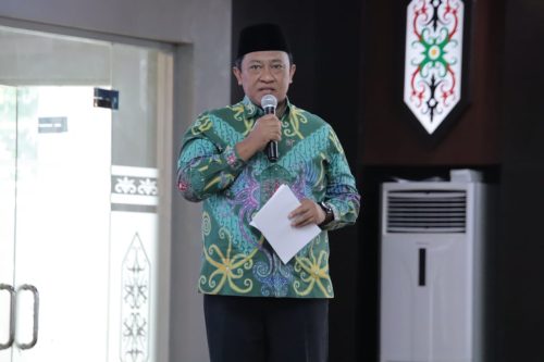 Hadiri Peringatan Maulid Nabi Muhammad SAW 1446 H, Wagub H. Edy Pratowo Ajak Umat Islam Meneladani Sifat Rasulullah SAW