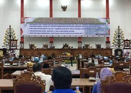 DPRD Kota Palangka Raya Gelar Rapat Paripurna ke-8 Masa Persidangan III Tahun 2023/2024