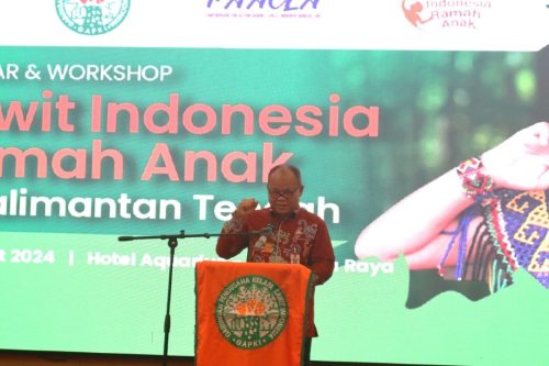 Plh. Asisten Pemkesra Prov. Kalteng Maskur Buka Seminar dan Workshop Sawit Indonesia Ramah Anak