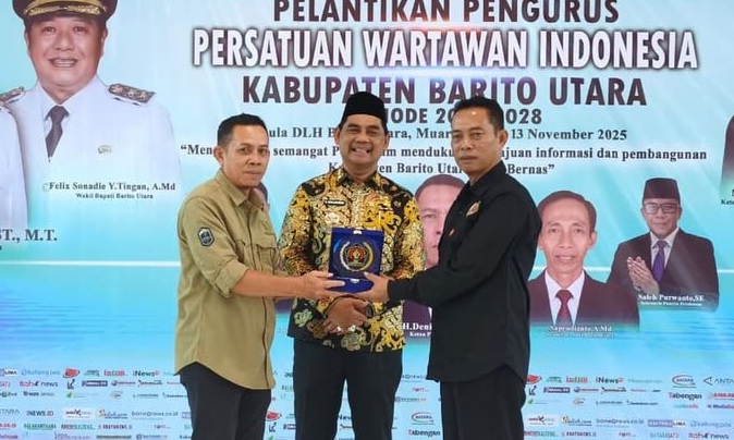 Bupati Barut Tekankan Pentingnya Peran Wartawan Dukung Kemajuan Daerah