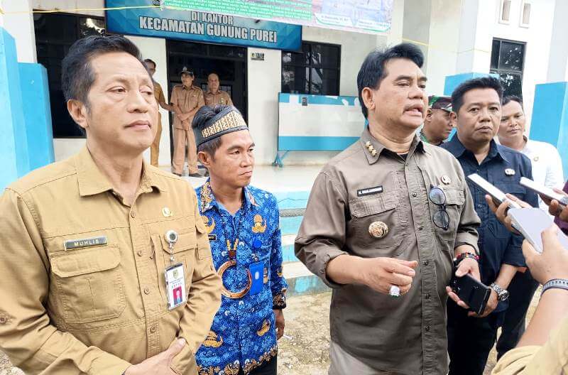 Tepis Isu Pengehentian Proyek, Bupati H Shalahuddin Pastikan Pembangunan Jembatan Tetap Berlanjut