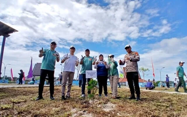 Peringati Hari Menanm Pohon Indonesia Pemkab Barut Turut Tanam 100 Pohon