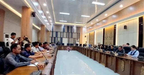 DPRD Barut Prioritaskan Keselamatan Warga dalam Penggunaan Jalan KM 30