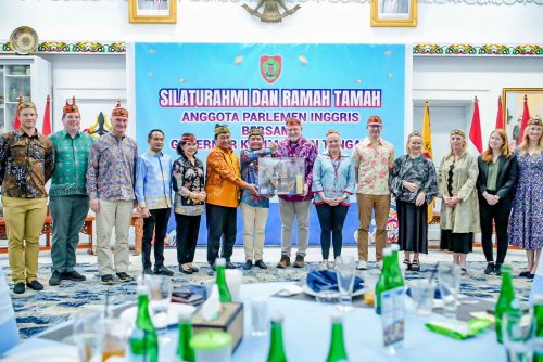 Gubernur Kalteng H. Agustiar Sabran Sambut Delegasi Inggris, Dorong Kerja Sama Strategis