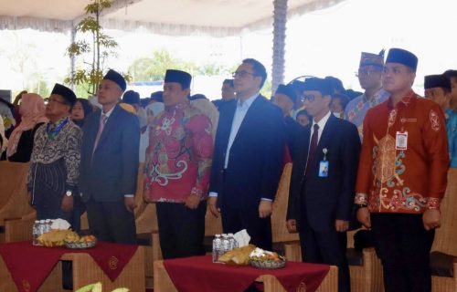Wagub Kalteng, H. Edy Pratowo Dorong Lulusan UMPR Jadi SDM Kompetitif