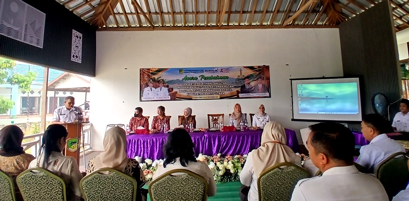 25 Pelaku UKM Barito Utara Dilatih Kembangkan Kerajinan Kulit dan Anyaman Rotan